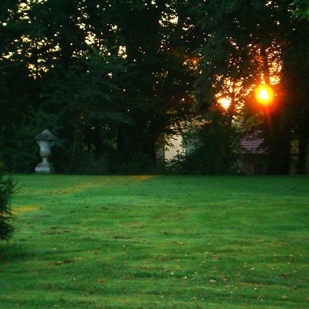 Marstall Im Schlosspark Rheinsberg Bagian luar foto
