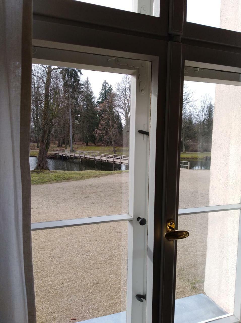 Marstall Im Schlosspark Rheinsberg Bagian luar foto